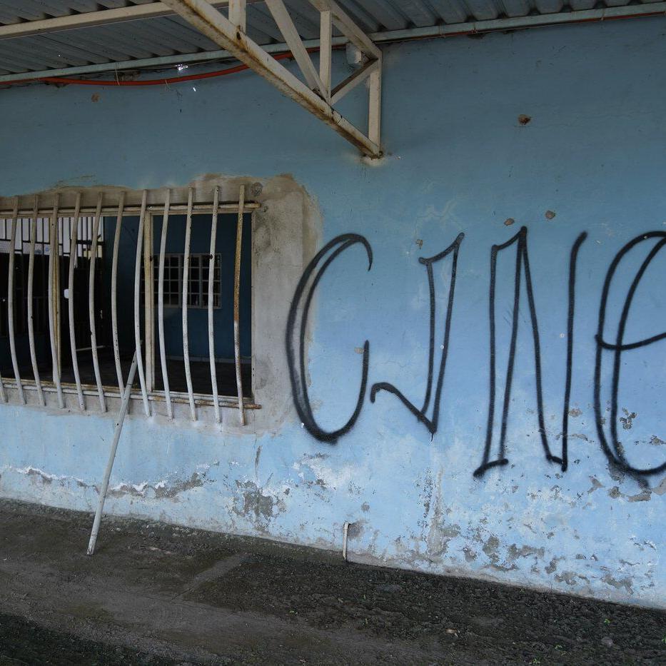 Mexico transfers 26 cartel figures wanted by US authorities in deal with Trump administration